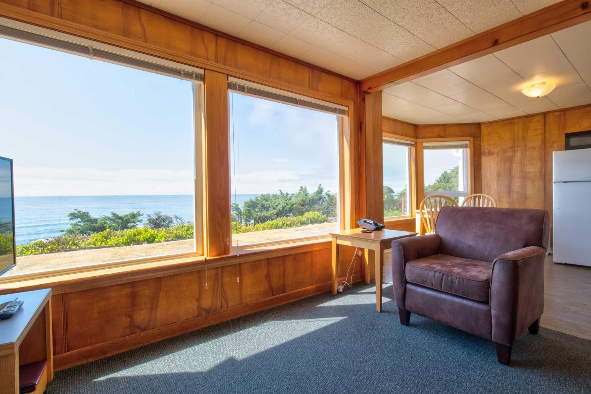 Ester Lee Oceanview Inn Lincoln City Exteriör bild